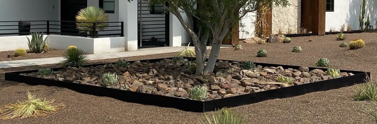 Border & Planter 16