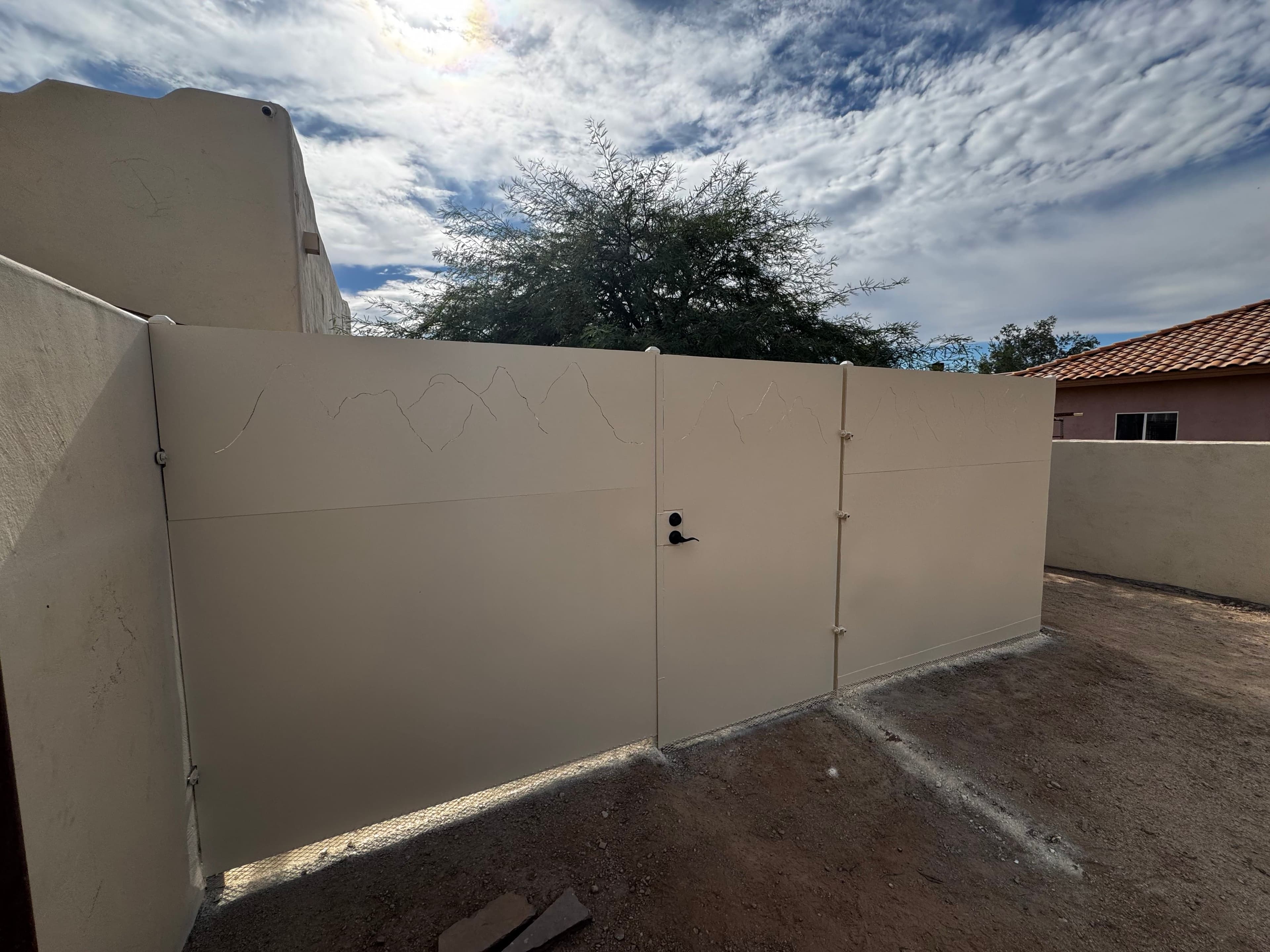 Custom Gate 29