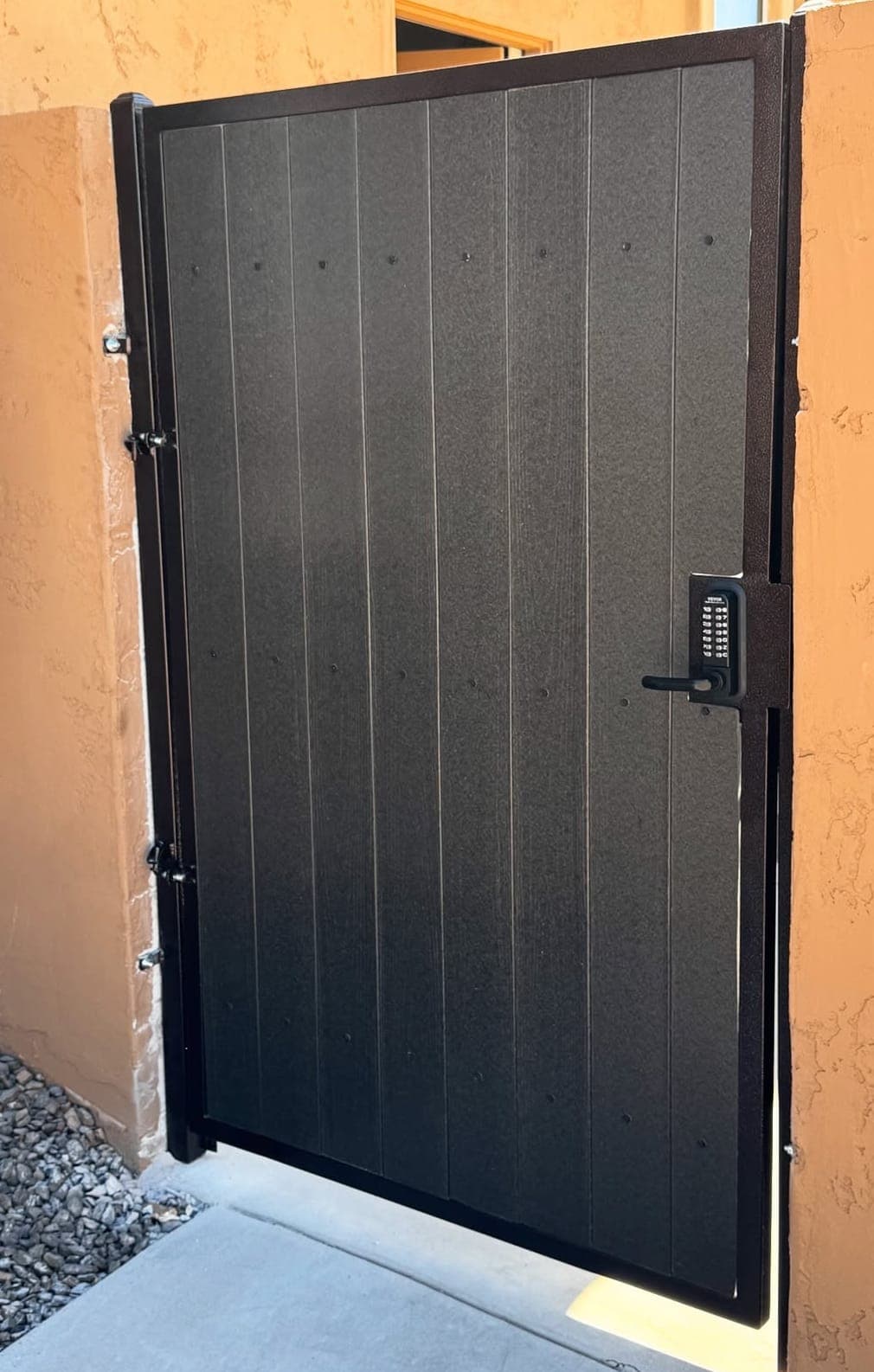 Custom Gate 35