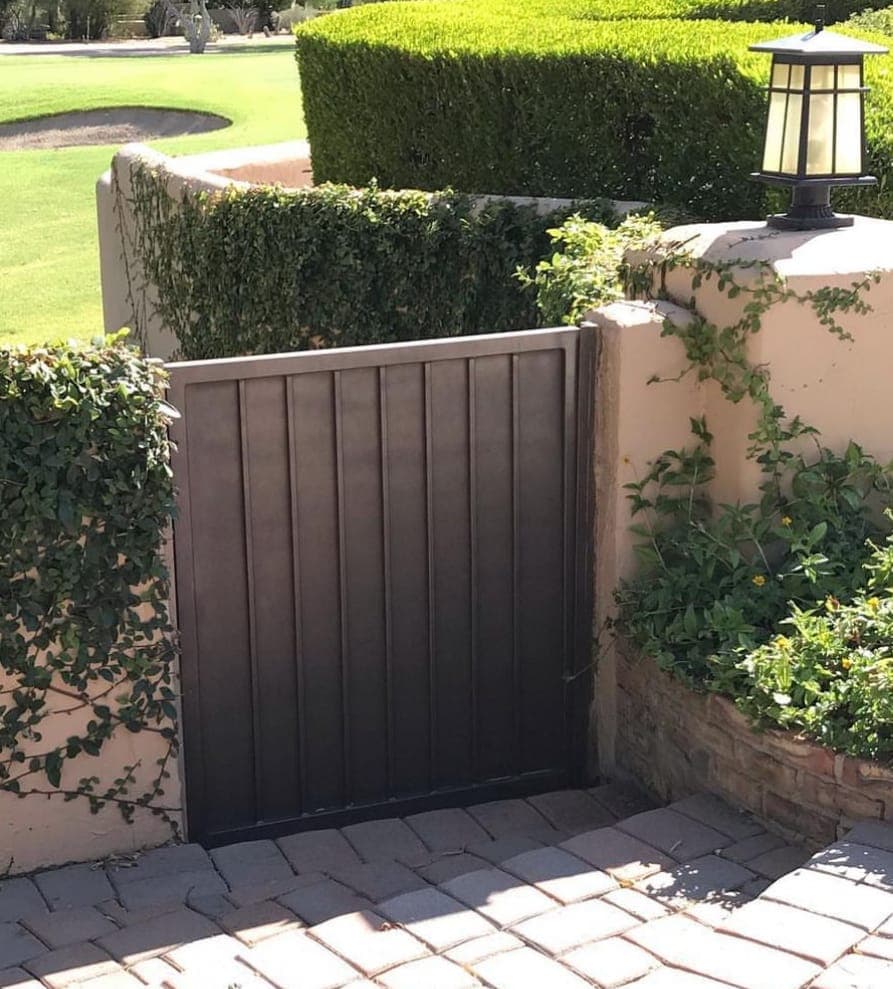 Custom Gate 46