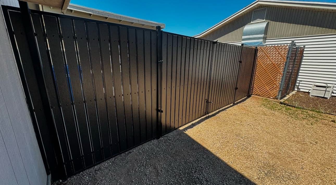 Custom Gate 54